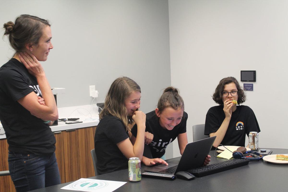 Girls_who_code Girls who code